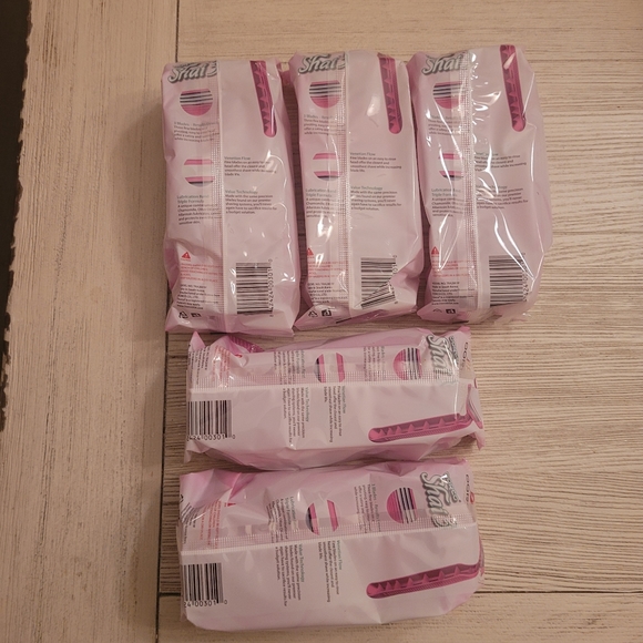 5 NEW packs of DORCO Shai 3 razors - Picture 2 of 3